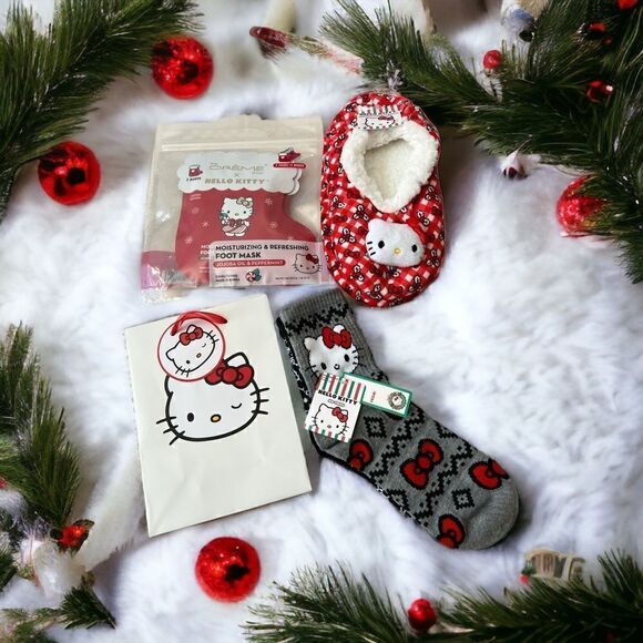 NWT Hello Kitty Stocking Stuffer Bundle - Picture 1 of 6